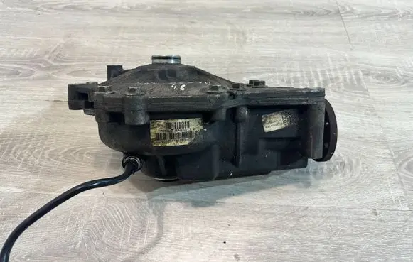 BMW X5 E70 Front differential 7552535
