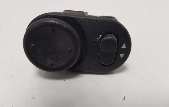 Opel Astra G Wing mirror switch 09226861 9282R
