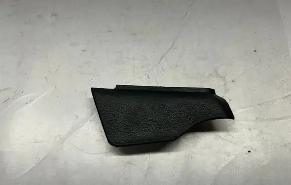 Ford Mustang VI Dashboard glove box trim FR3B63044F47A