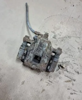 Hyundai Trajet Rear brake caliper NOCODE
