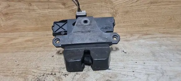Volvo V50 Tailgate/trunk/boot lock/catch/latch 4N51A442A66AK