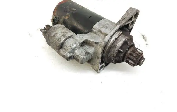 Volkswagen Golf VI Starter motor 02Z211023 0001145001