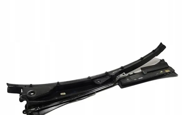 Cadillac CT6 Wiper trim 25885183