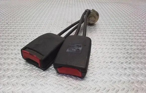 Volkswagen Caddy Rear seatbelt buckle 867857739