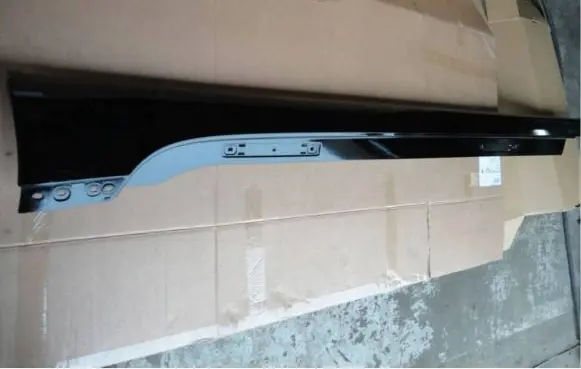 Bentley Flying Spur Foot area side trim 3Y5853853E