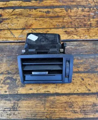 Ford Kuga I Dash center air vent grill 3M51R018B08AGW