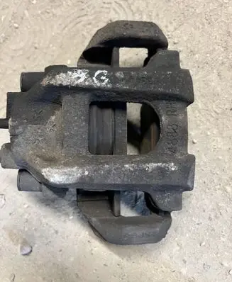 Jeep Grand Cherokee Rear brake caliper