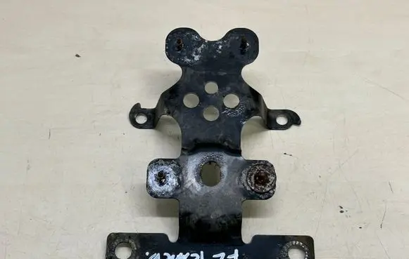 Porsche Cayenne (92A) Other under body part 7P5825811A