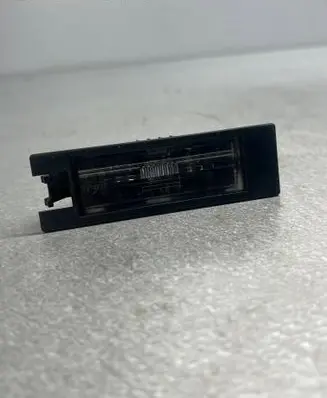 Opel Zafira B Number plate light ---