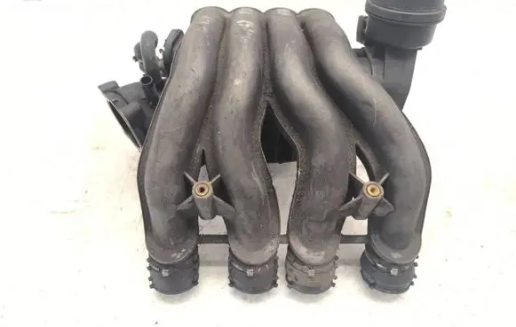 Volkswagen PASSAT B5.5 Intake manifold 06B133210AS
