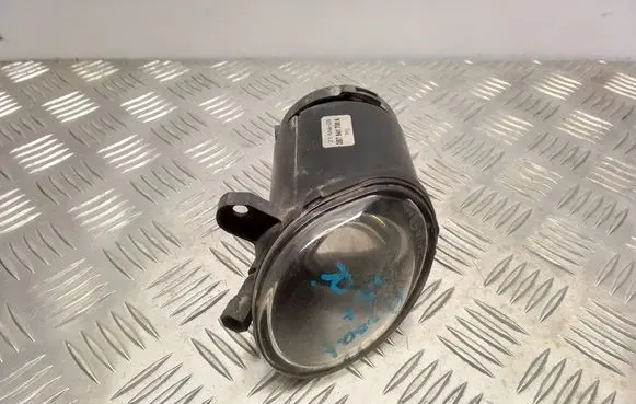 Volkswagen PASSAT B5.5 Front fog light 3B7941700A