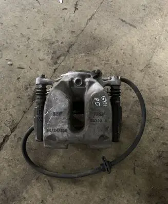 BMW X3 G01 Front brake caliper 34106882254 6882254