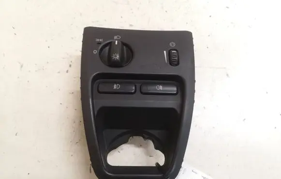 Volvo XC90 Light switch 8685450
