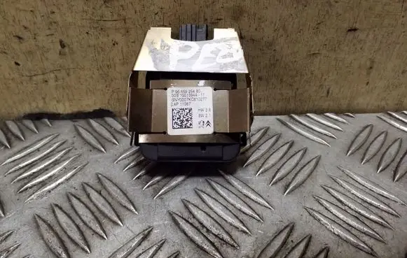 Peugeot 508 Rain sensor 9665925480