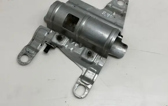 Volvo S90, V90 Fuel filter bracket/mount holder 31452831 AFCQG17M2 17129