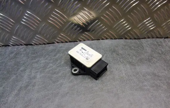 Mercedes-Benz B W245 ESP acceleration yaw rate sensor A2165420018
