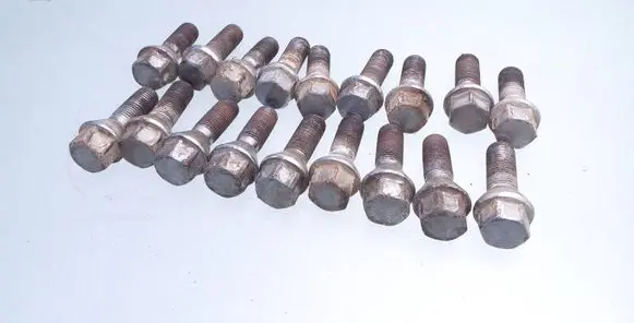 Volvo S60 Nuts/bolts 