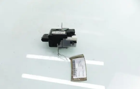 Toyota Corolla Verso E121 Ignition lock 626399000