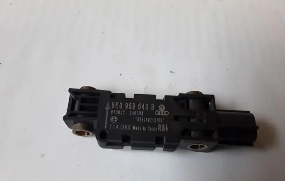 Audi A4 S4 B7 8E 8H Airbag deployment crash/impact sensor 8E0959643B