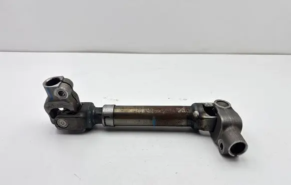 Toyota Auris E180 Steering column universal joint