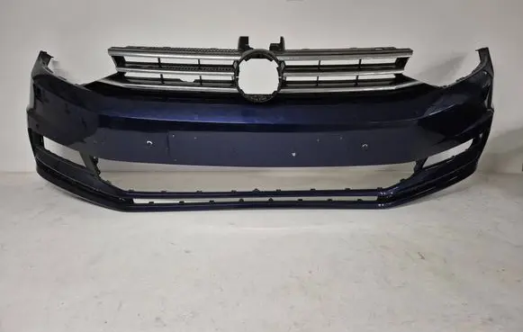 Volkswagen Touran III Front bumper 5TA807221L