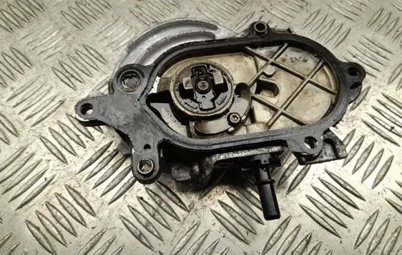 Audi A6 S6 C8 4K Vacuum pump 05L145100