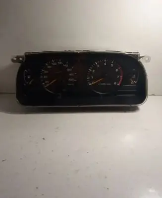 Toyota Land Cruiser (FJ80) Speedometer (instrument cluster) 8380060100 200070