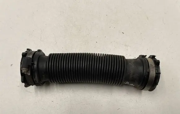 Nissan Juke I F15 Air intake hose/pipe 8200721179
