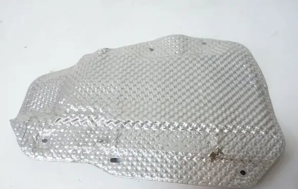 Volkswagen Touareg II Heat shield in engine bay 7P6825615