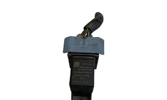 Ford Mondeo MK V Glow plug pre-heat relay 9803299780