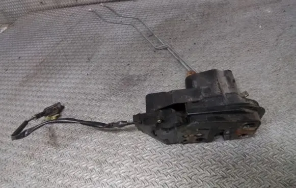 KIA Cerato Rear door lock
