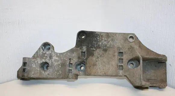 Volkswagen Sharan Generator/alternator bracket 045903143C