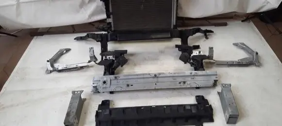 Land Rover Range Rover Velar Radiator support slam panel