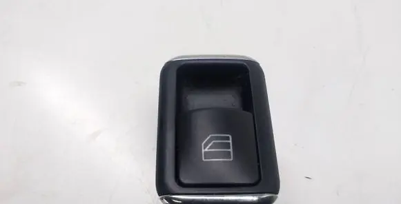 Mercedes-Benz E W212 Electric window control switch A2048707358 10034661 03139101