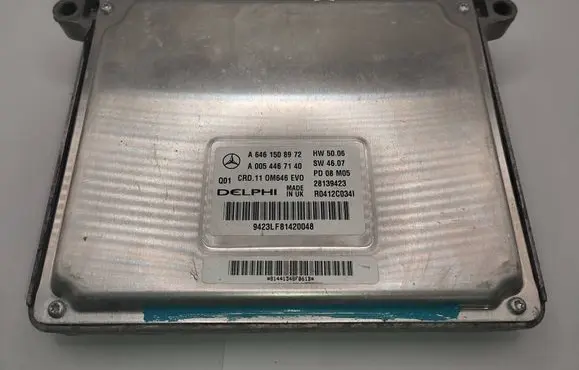 Mercedes-Benz C W204 Engine control unit/module A6461508972 28139423 A0054467140