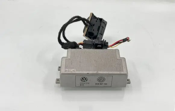 Volkswagen PASSAT B6 Voltage converter inverter 3C0907155
