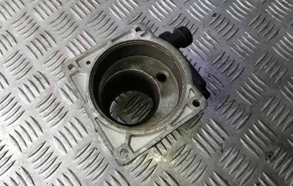 Audi A6 S6 C4 4A Mass air flow meter 054133471