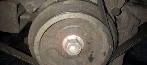 Nissan Almera N16 Crankshaft pulley