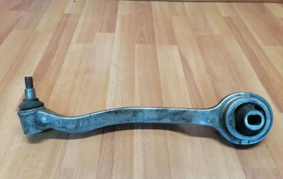 Mercedes-Benz S W220 Front lower control arm/wishbone A2203331305 A2203301711 A2203303311