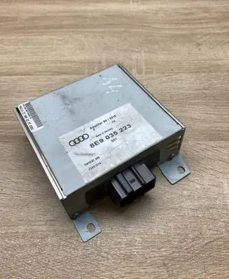 Audi A4 S4 B7 8E 8H Sound amplifier 8E9035223