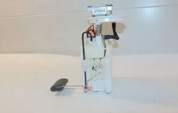 KIA Optima In-tank fuel pump 31110C1100 083003340