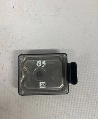 Audi Q3 F3 Distronic sensor radar 2D0907561J 2Q0907572D