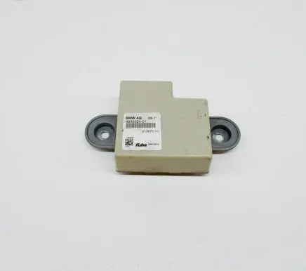BMW M3 e92 Aerial antenna amplifier 21367510 6935024