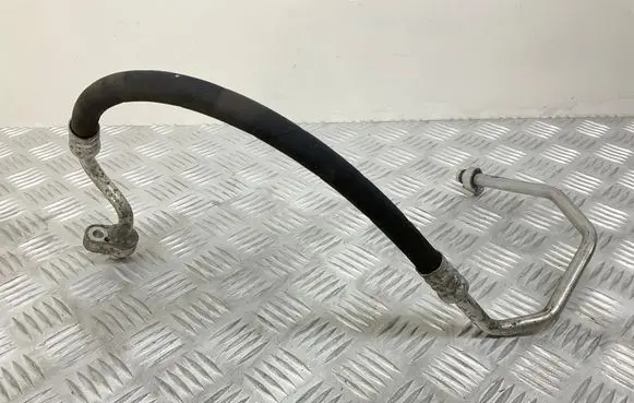 Air conditioning (A/C) pipe/hose