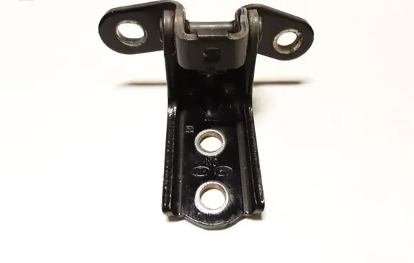 Hyundai Santa Fe Rear door lower hinge