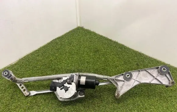 Front wiper linkage and motor