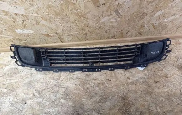 Citroen C5 Front bumper lower grill 9681052677 2001586