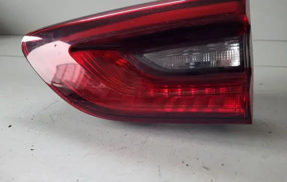 Opel Insignia B Tailgate rear/tail lights 39107535