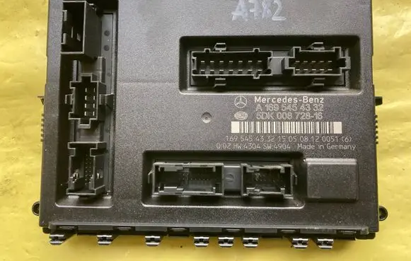 Mercedes-Benz A W169 Other control units/modules A1695454332 5DK00872816