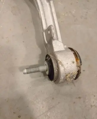 Tesla Model Y Front control arm 128832600A